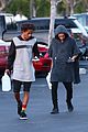 jaden smith carries pyramid to lunch 04
