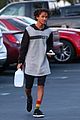 jaden smith carries pyramid to lunch 28