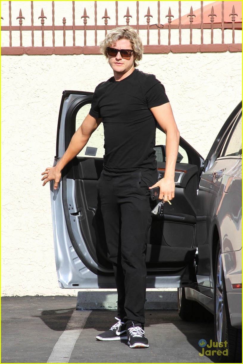 james maslow charlie white points dwts practice 02