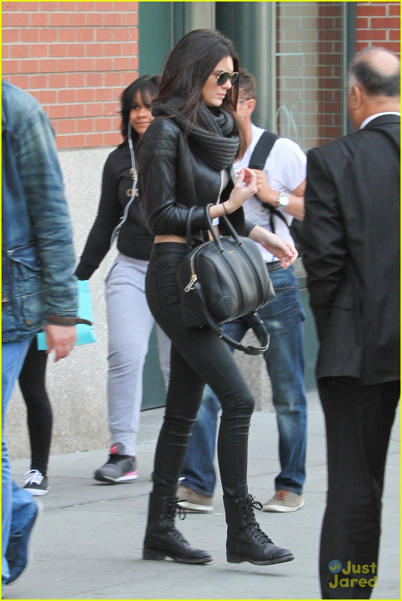 kendall jenner leaves nyc kylie jenner gas lunch 18