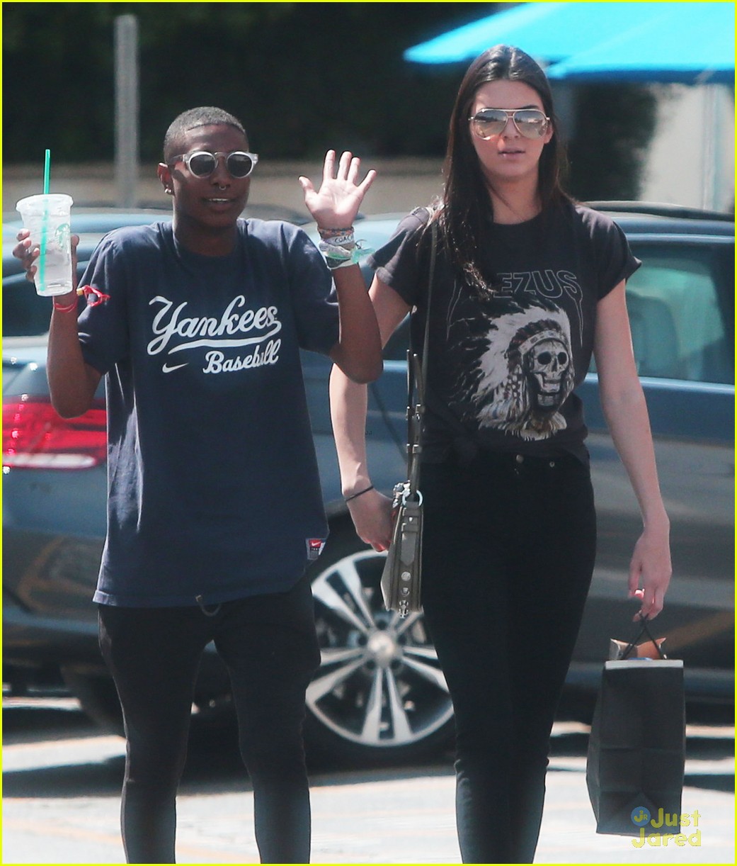 kendall jenner shows kanye west support shopping 06