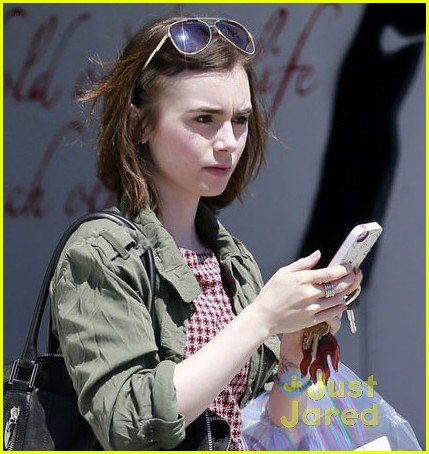 lily collins may show us how to be single 02