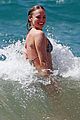 sam claflin shirtless at the beach 27