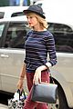 taylor swift more shopping nyc stripes 04