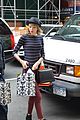 taylor swift more shopping nyc stripes 09