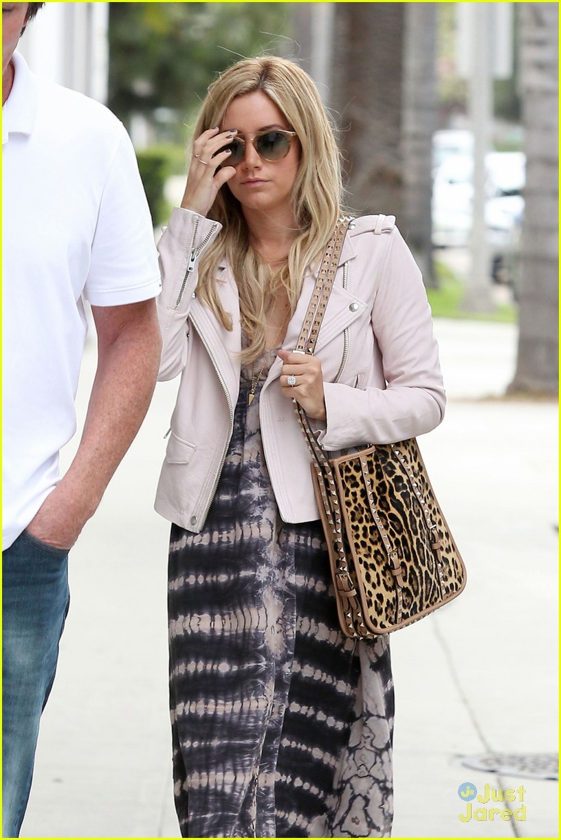 ashley tisdale errands pilot taping tbs 04