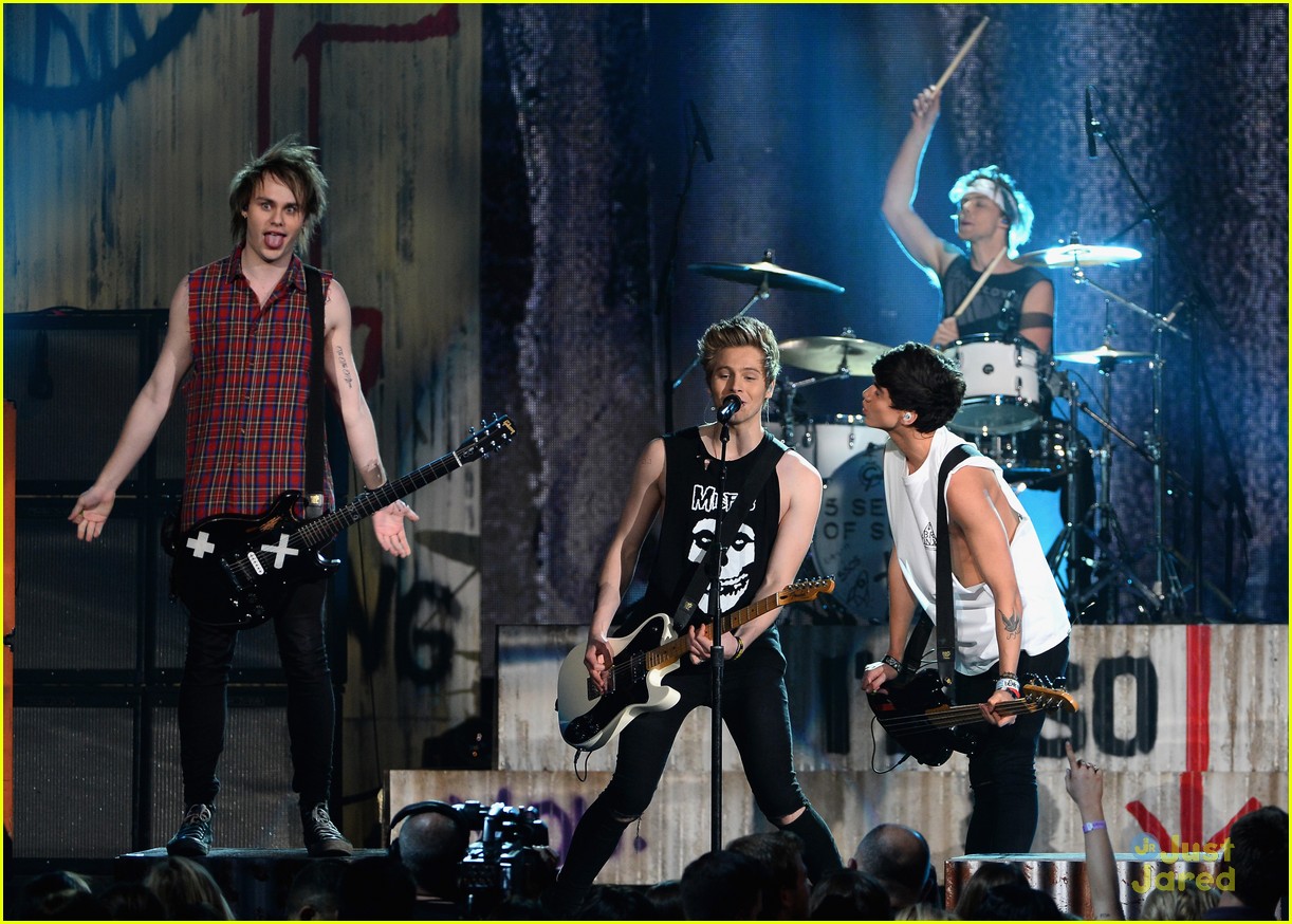 5 seconds of summer perfect bbmas 07