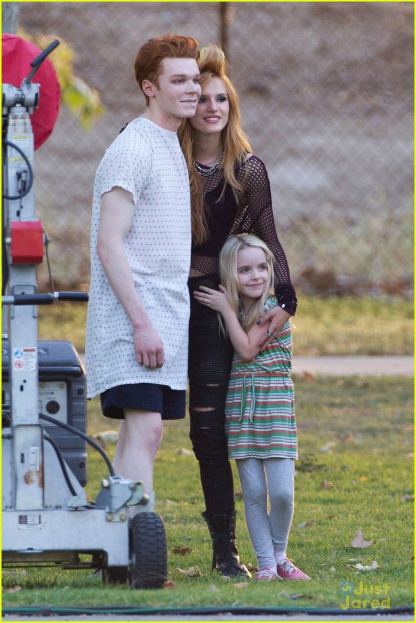 bella thorne cameron monaghan get silly amityville set 02