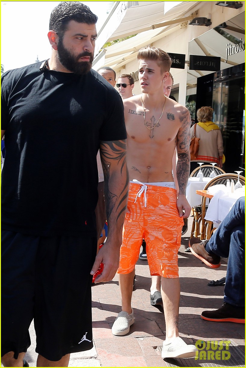 justin bieber continues going shirtless cannes 12