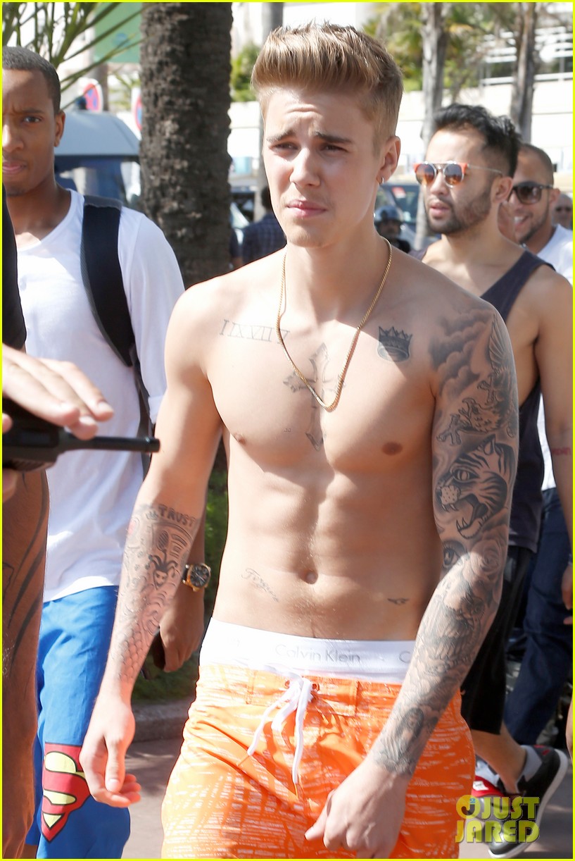 justin bieber continues going shirtless cannes 19