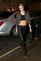 cara delevingne not afraid to show amazing abs 25