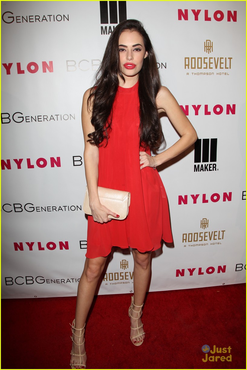 crystal reed greer grammer paint red nylon party 02