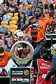jason derulo jumps around at the australian football a league grand final11