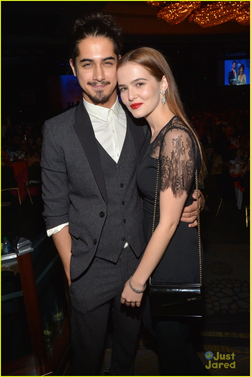 avan jogia cozies up to girlfriend zoey deutch at race to erase ms event03