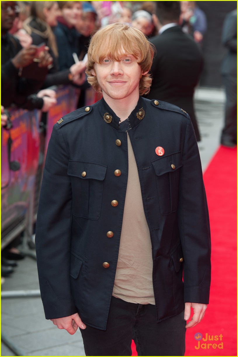 rupert grint carves famous people out of crayons05