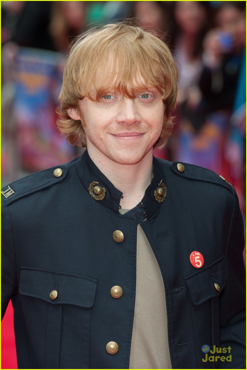 rupert grint carves famous people out of crayons06