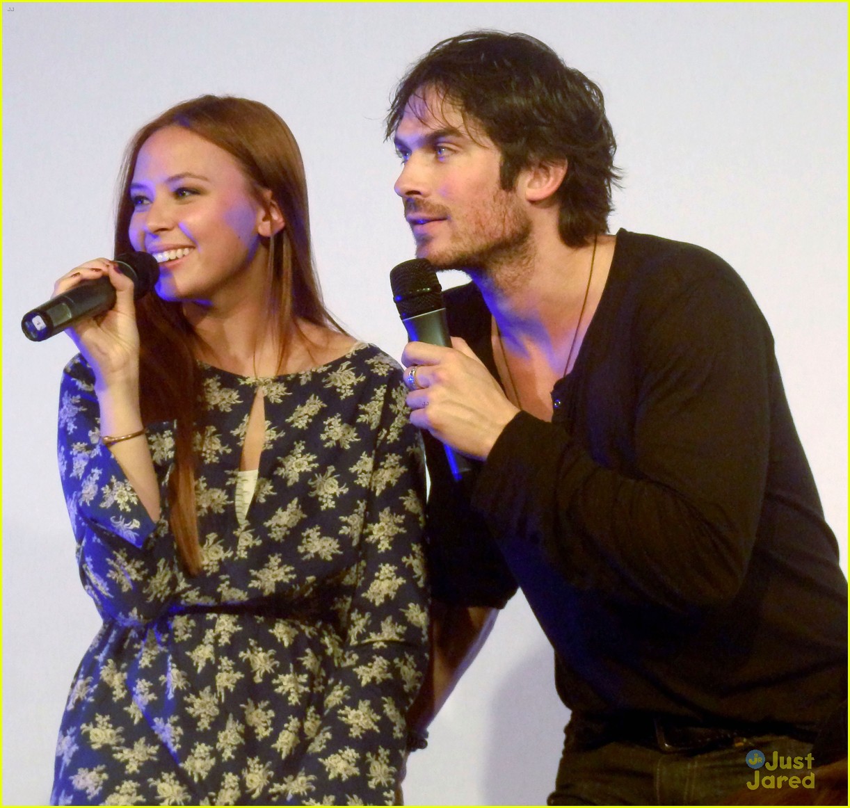 ian somerhalder entertains crowd another day of bloody con 12
