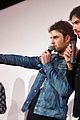ian somerhalder entertains crowd another day of bloody con 16