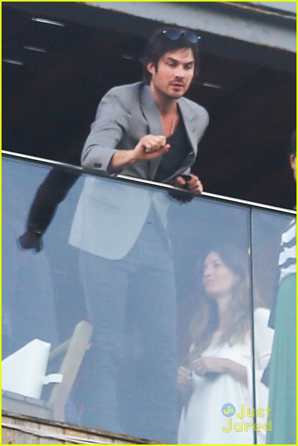 ian somerhalder blows kisses to fans from rio hotel balcony 27