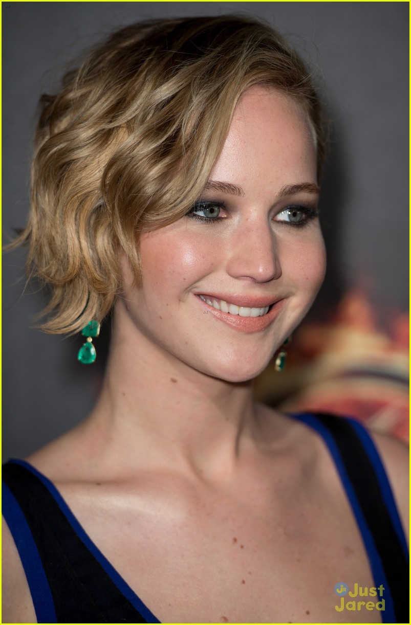 jennifer lawrence hunger games cannes party 01