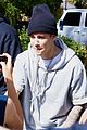 justin bieber attracts a mob of fans while out shopping 23