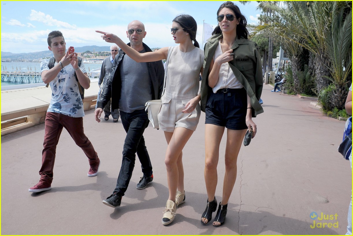 kendall jenner cannes shoot boat 17