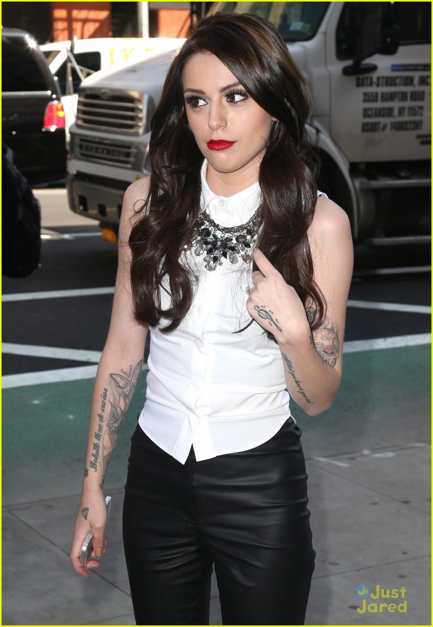 Cher Lloyd skull rose tattoo | Cher lloyd tattoos, Celebrity tattoos, Cher  lloyd