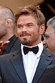 kellan lutz supports bring back our girls at cannes05