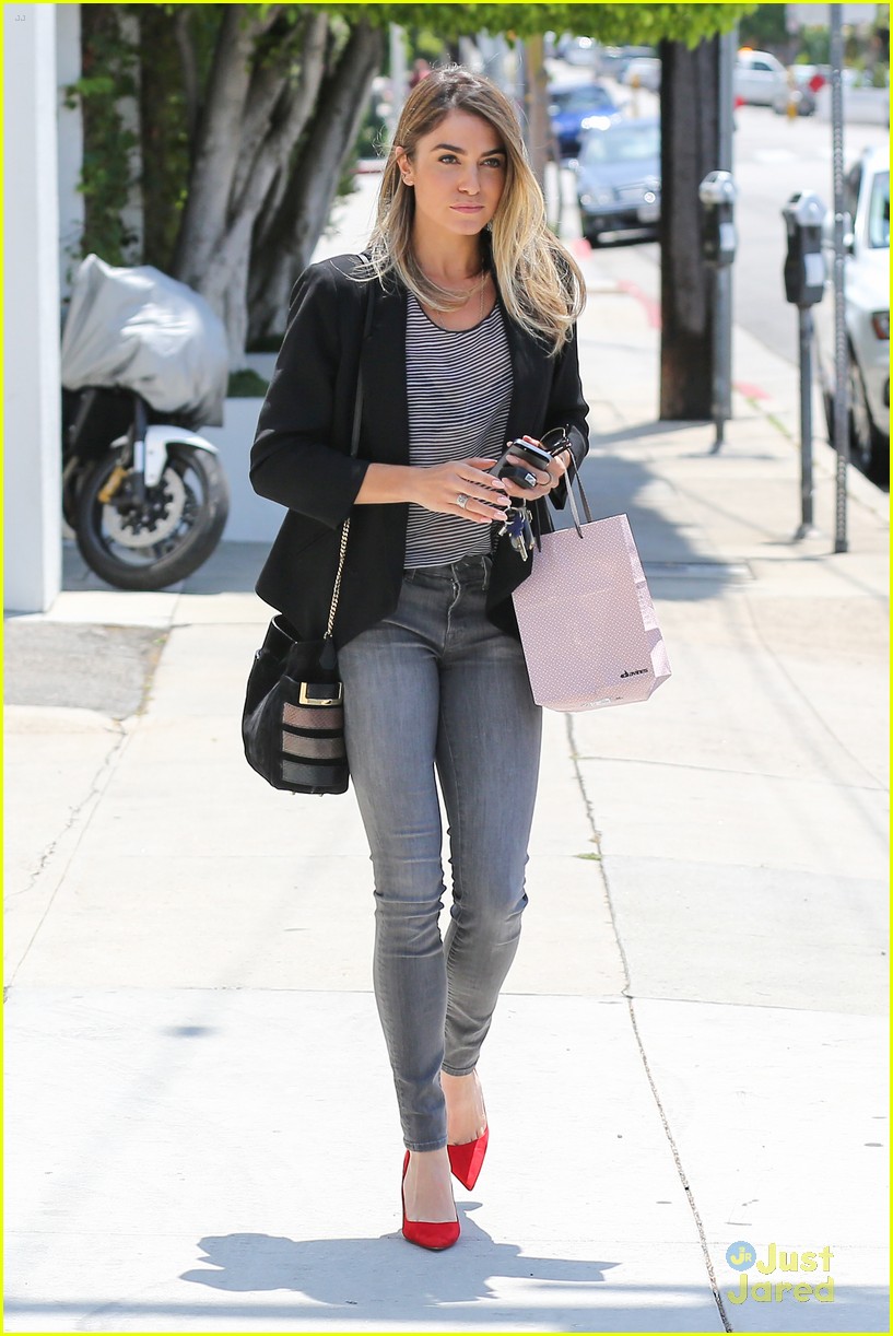 Nikki Reed Goes Blonde For 'The Sunday Horse' | Photo 679219 - Photo ...