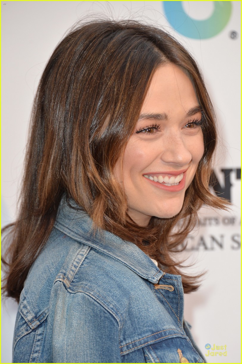 crystal reed holland roden country annenberg space 06