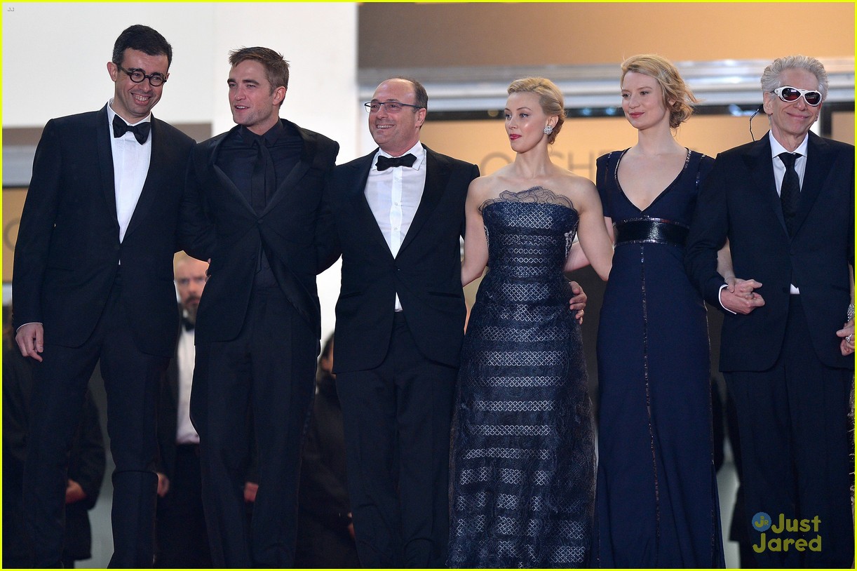 robert pattinson maps to the stars cannes premiere 15