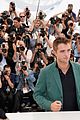 robert pattinson the rover photo call cannes 16