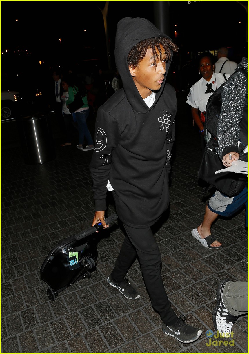 jaden smith flies out of town 20