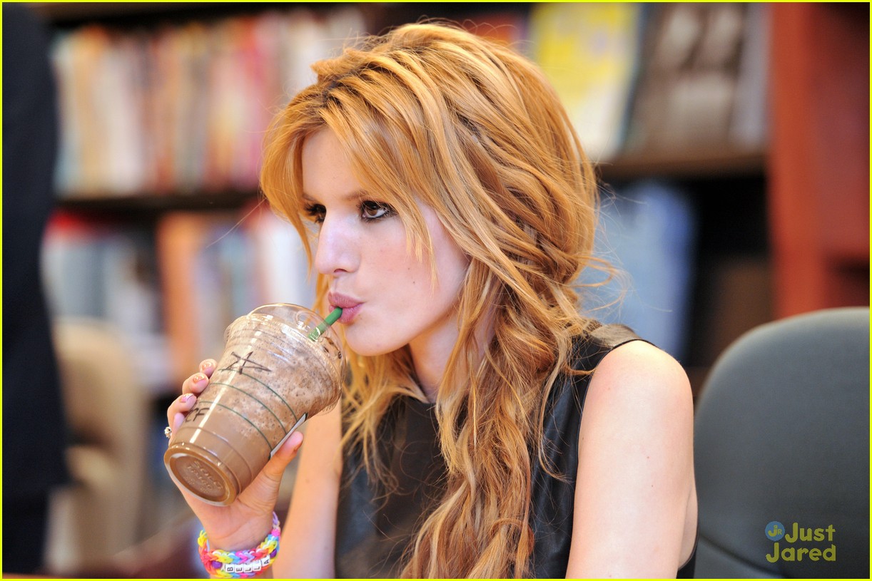 bella thorne meets a big fan at her meet and greet15