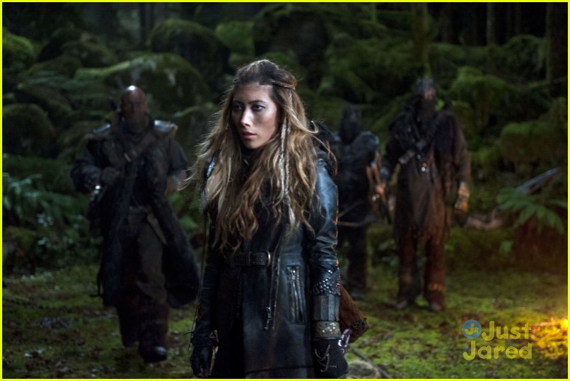 the 100 grounders part 1 finale pics 01