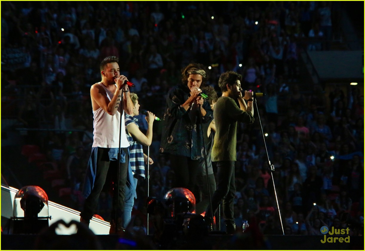 one direction wembly show two 07