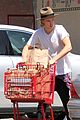austin butler groceries after play 01