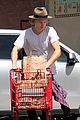 austin butler groceries after play 04