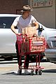 austin butler groceries after play 06