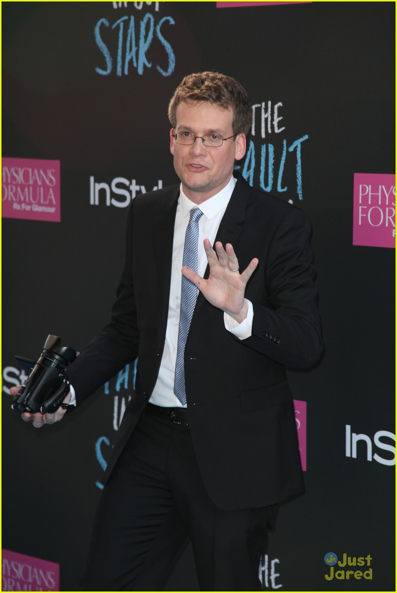 birdy john green fault in our stars blue carpet 05