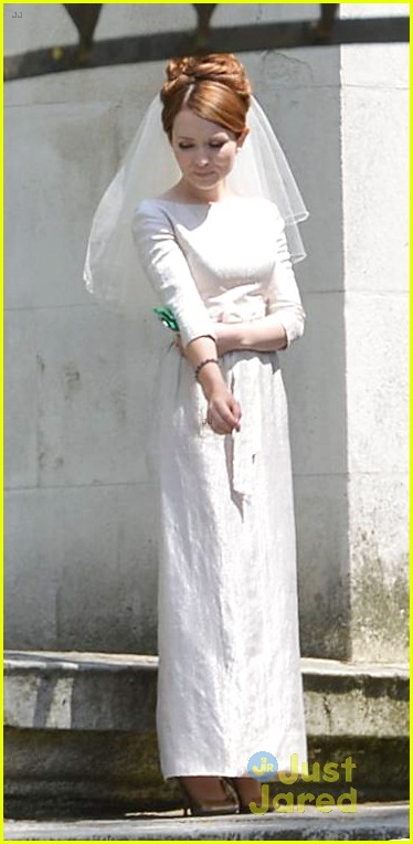tom hardy emily browning get married for legend 15