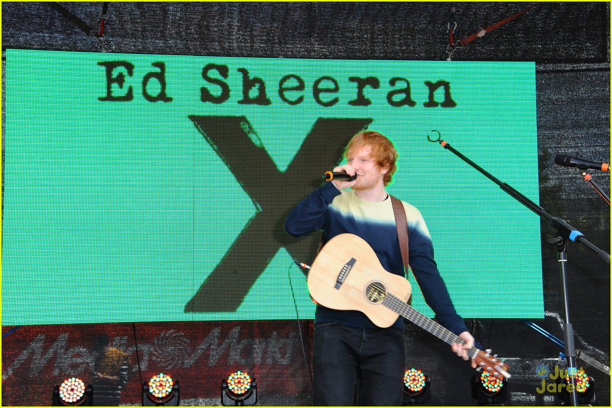 ed sheeran live stream event right now 04