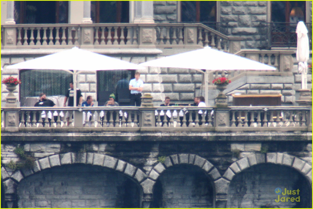 harry styles jumps into lake como 26