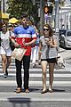 holland roden max carver shopping coffee 01