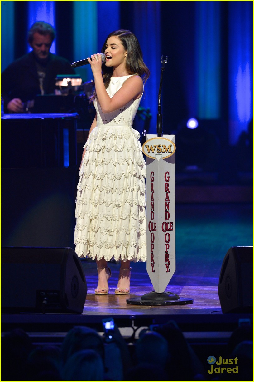 lucy hale makes her grand ole opry debut 09