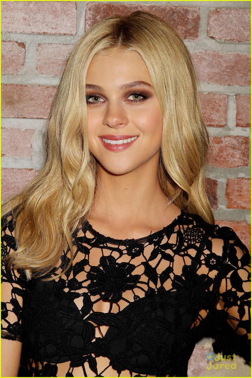 nicola peltz switches it up for transformers after party 08