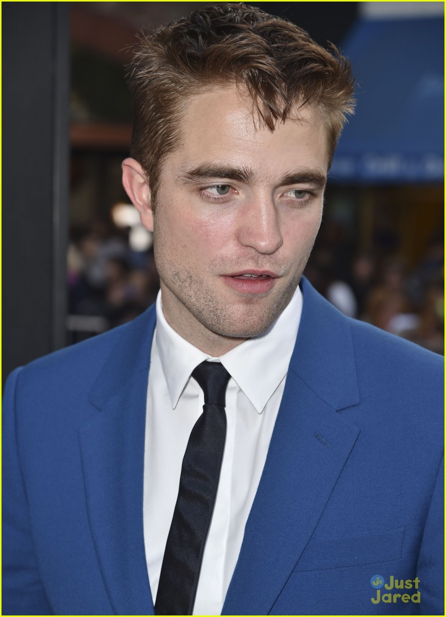 robert pattinson guy pearce rover hollywood premiere 14