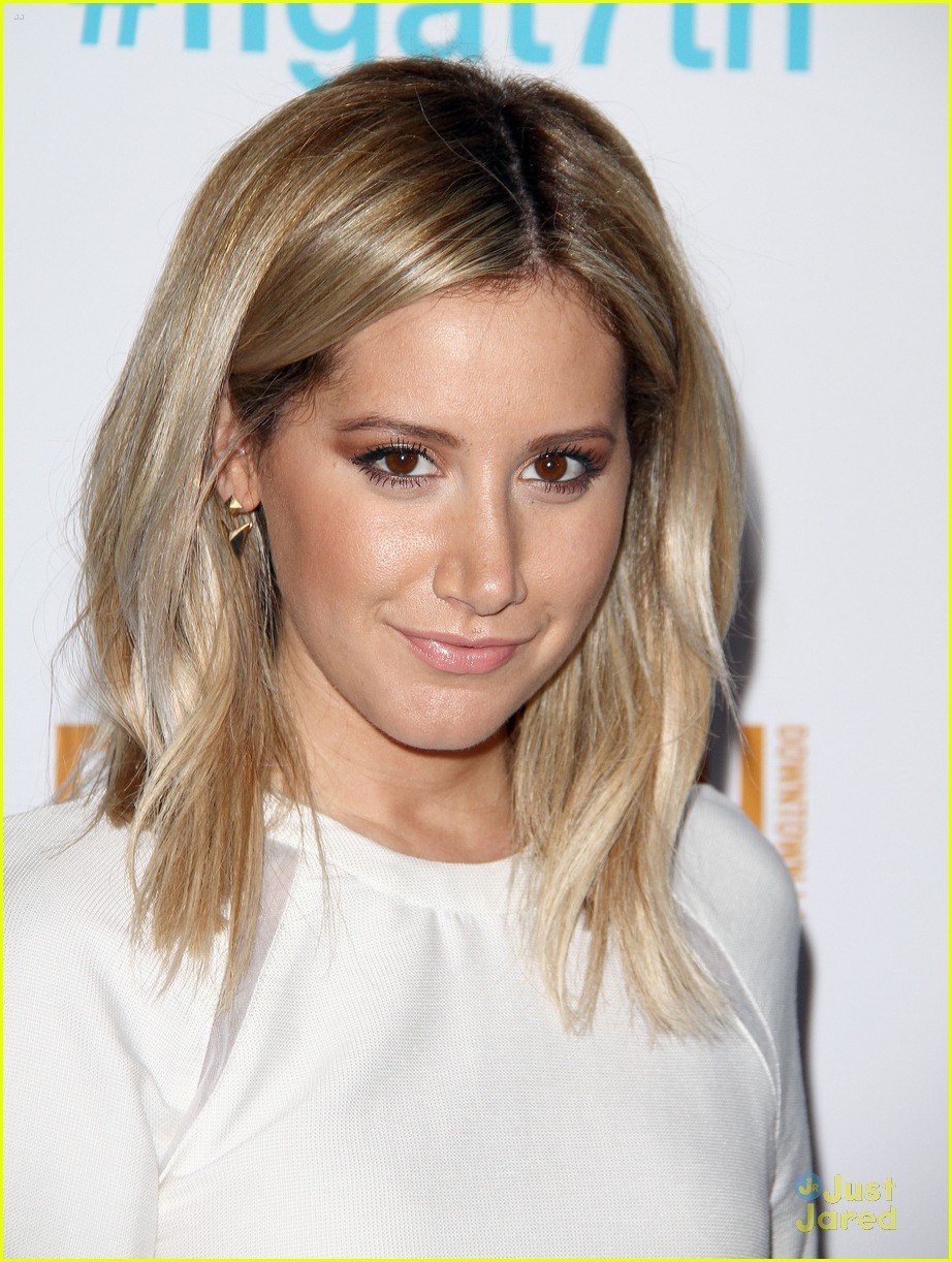 ashley tisdale christopher french fiji water event 12