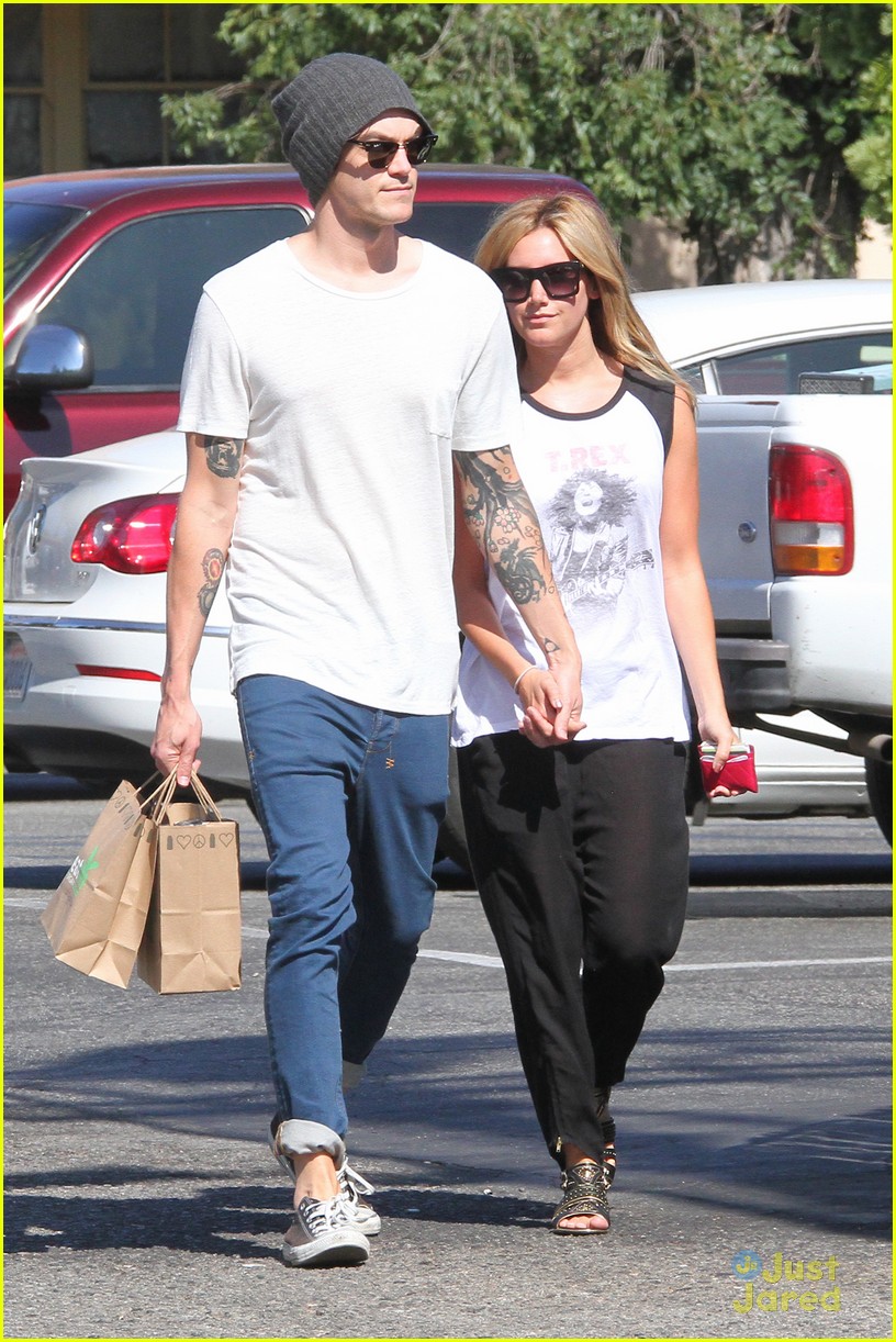 ashley tisdale christopher french los angeles lunch 01