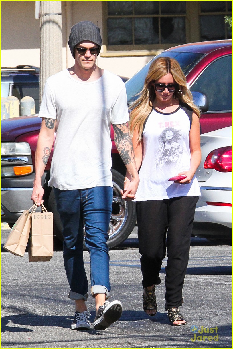 ashley tisdale christopher french los angeles lunch 03